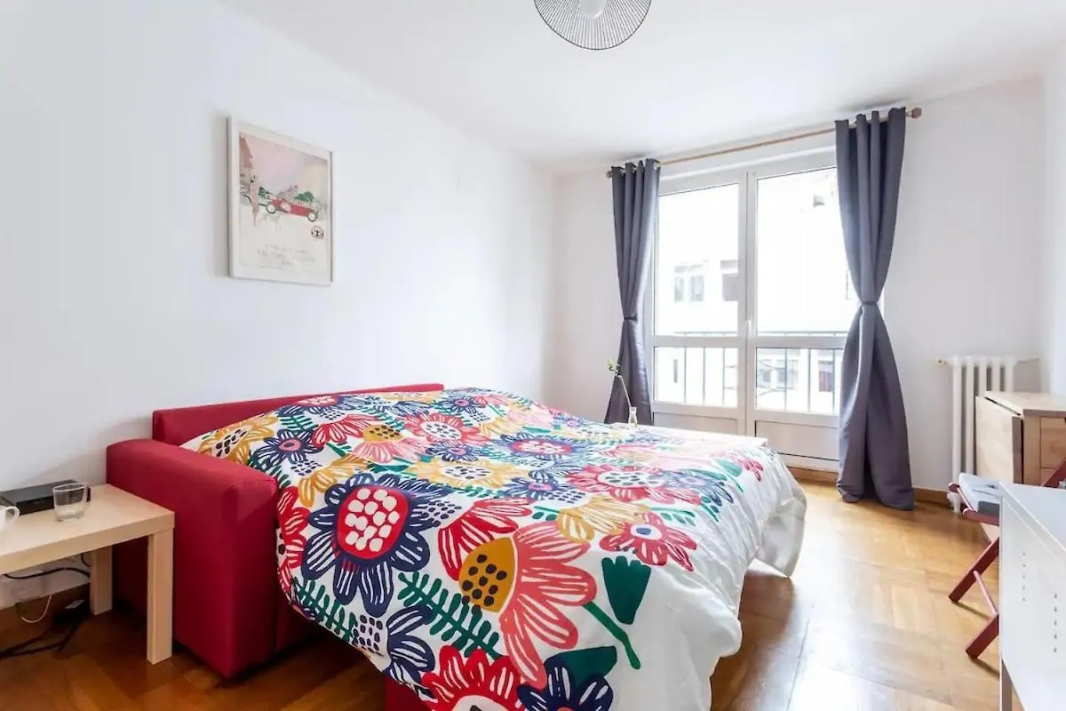 Cosy, Montparnasse-Pte Versailles-Tour Eiffel Paris 0*,
